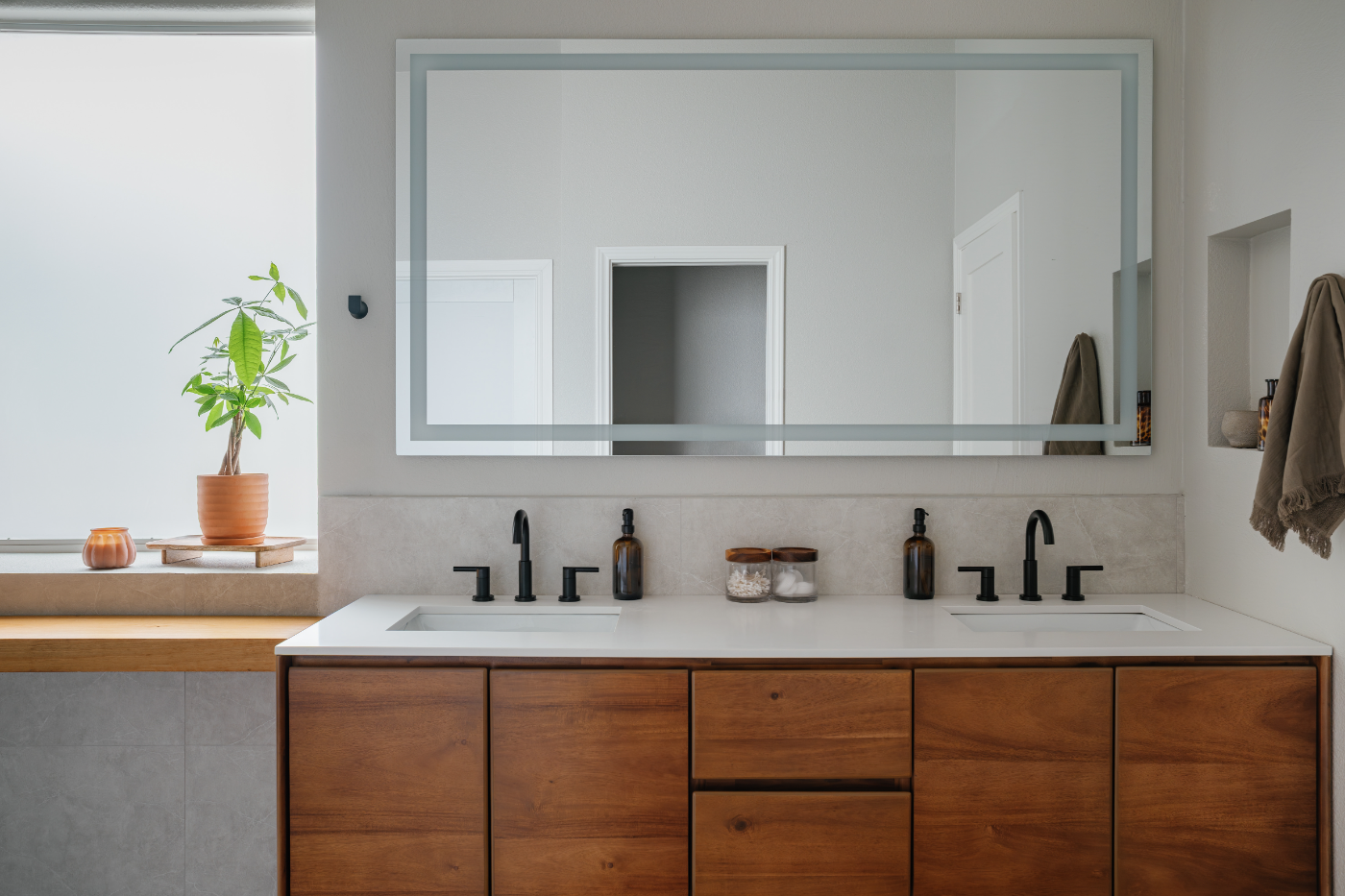 Bathroom with checkered floor and tub